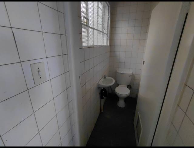 345M² OFFICE TO LET IN HALFWAY GARDENS